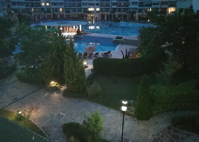 Emerald & Spa,studio Ikat310 ラヴダ